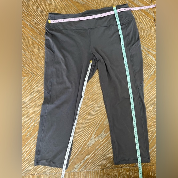 Rae Mode|Charcoal Capris Leggings|Size 1X - Picture 4 of 4